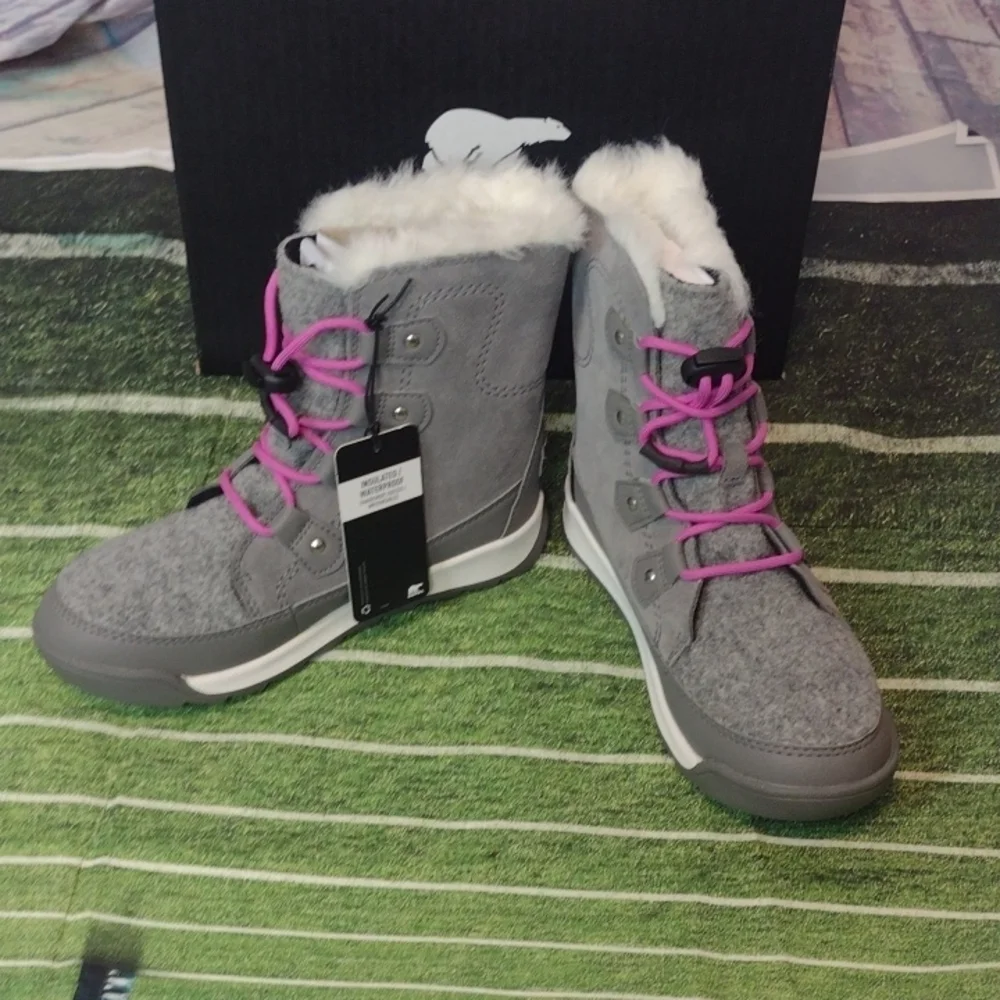 Sorel youth Whitney II Joan lace up boots size 2